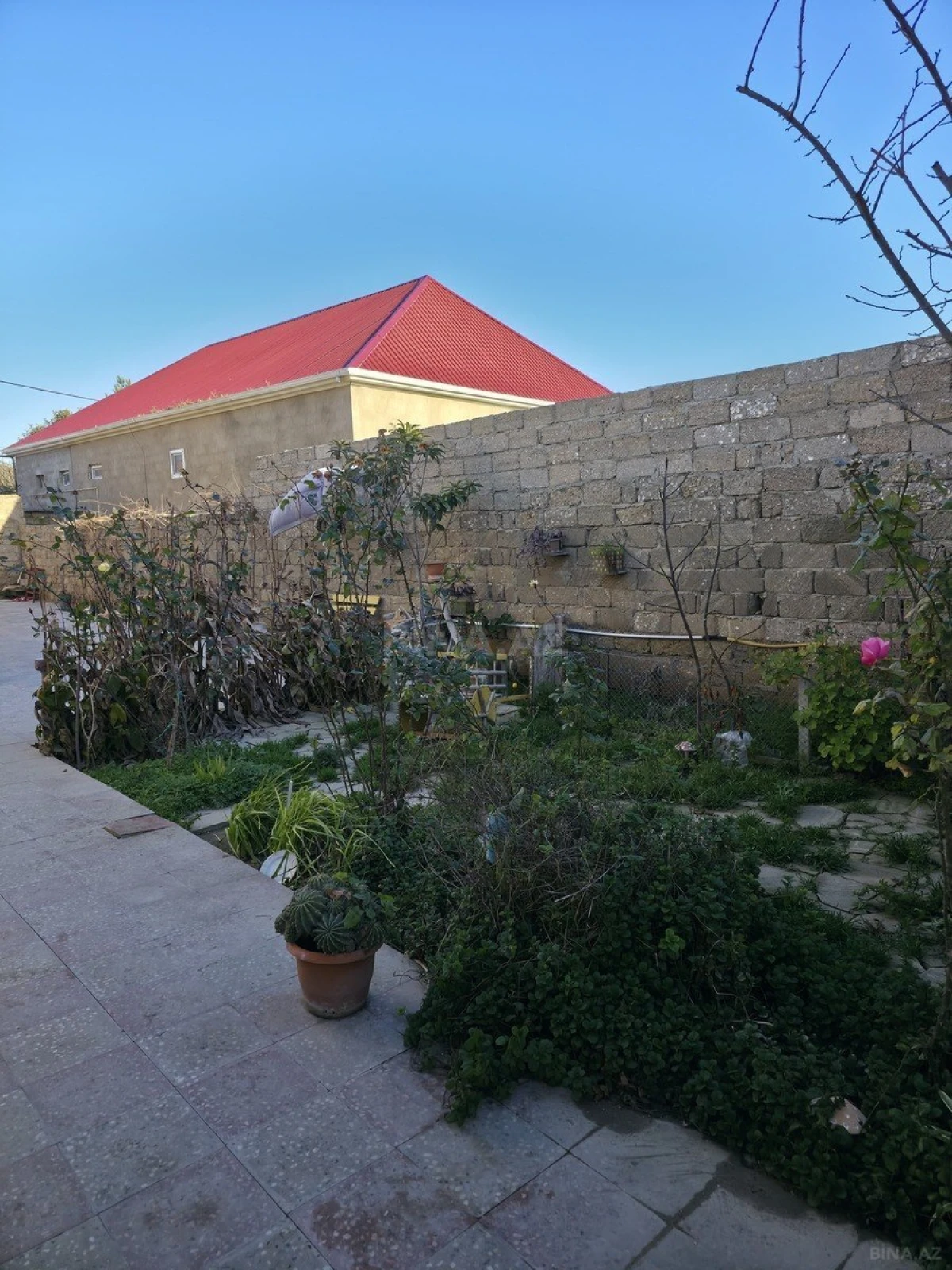 Satılır 3 otaqlı həyət evi 100 m²