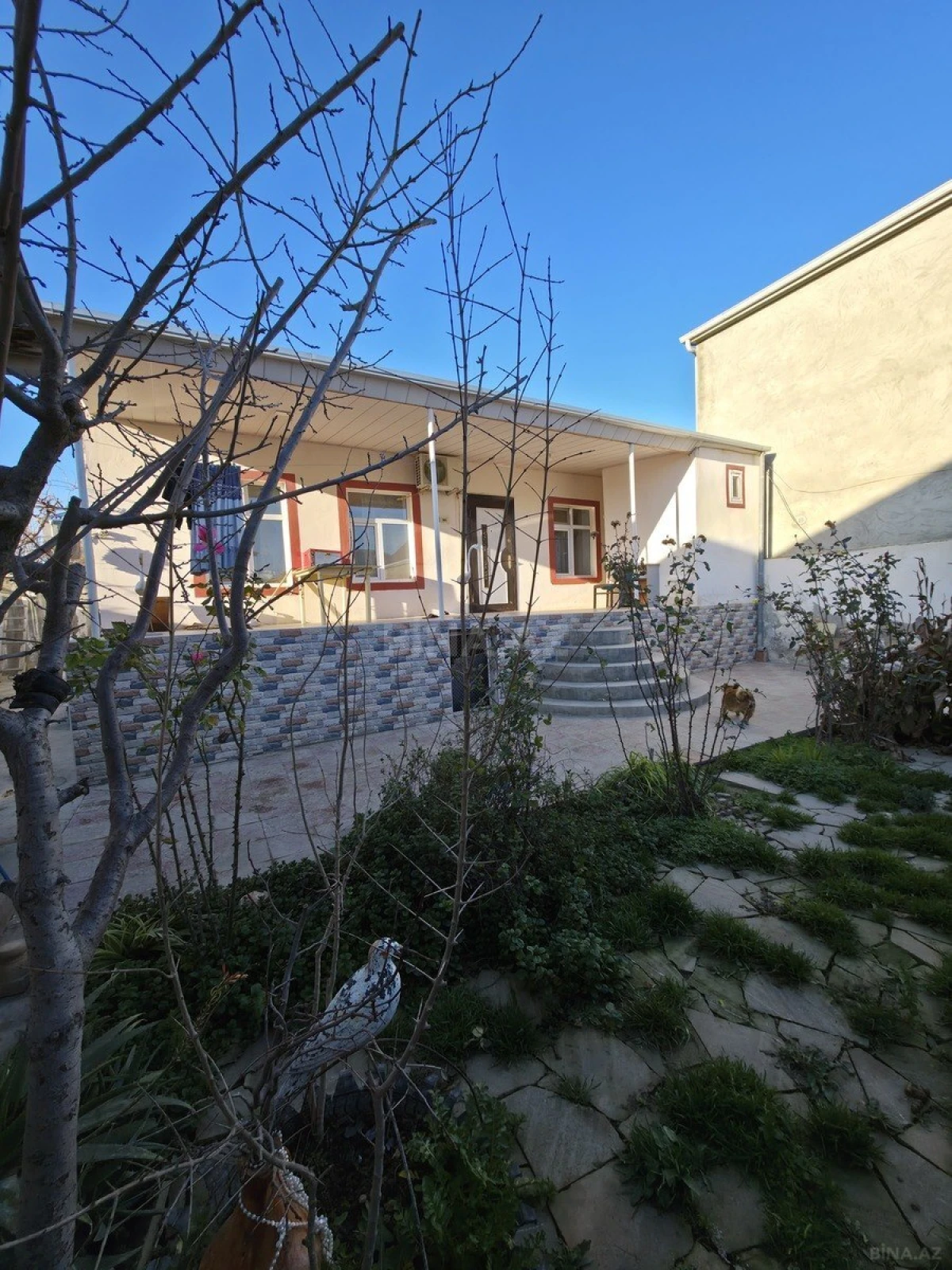 Satılır 3 otaqlı həyət evi 100 m²