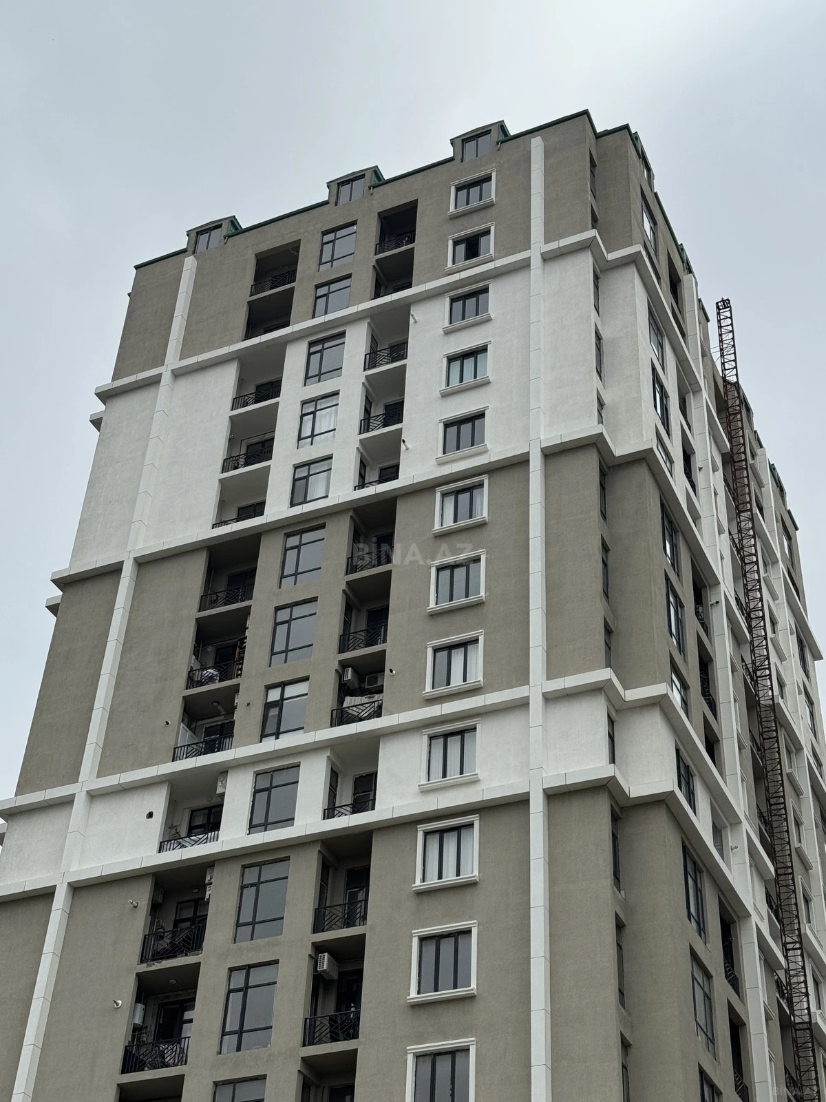 Satılır 2 otaqlı mənzil 80.5 m²