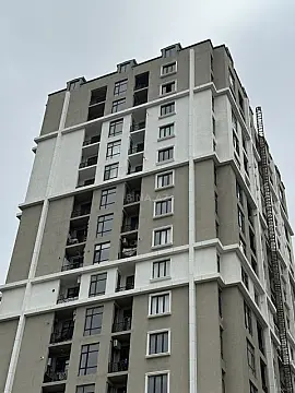 Satılır 2 otaqlı mənzil 80.5 m²