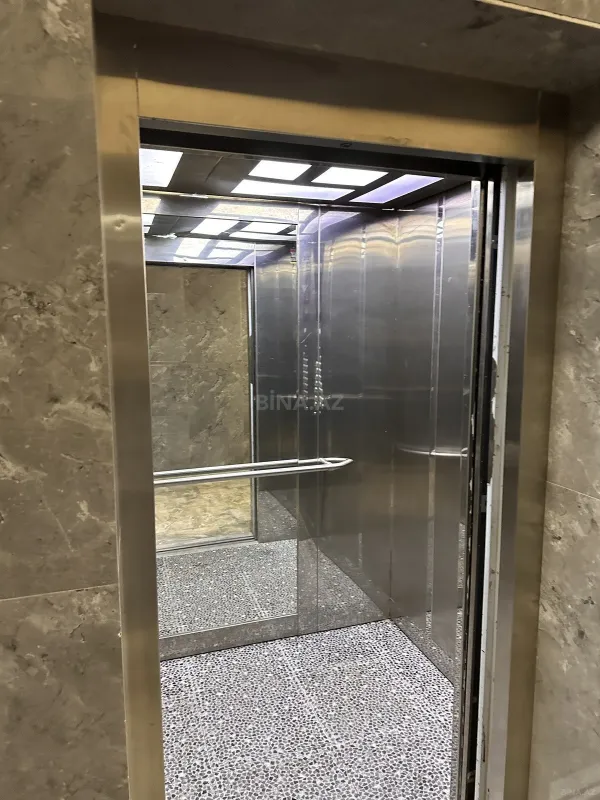 Satılır 3 otaqlı mənzil 91.2 m²