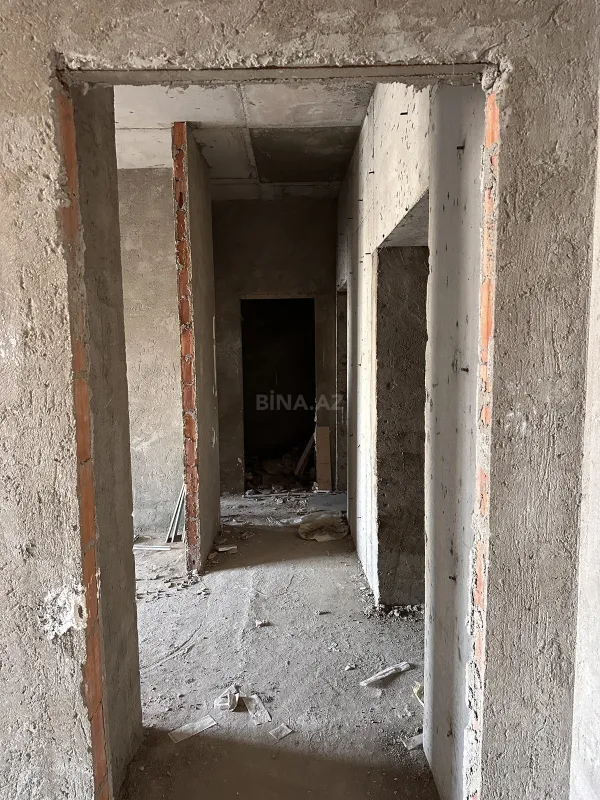 Satılır 3 otaqlı mənzil 91.2 m²