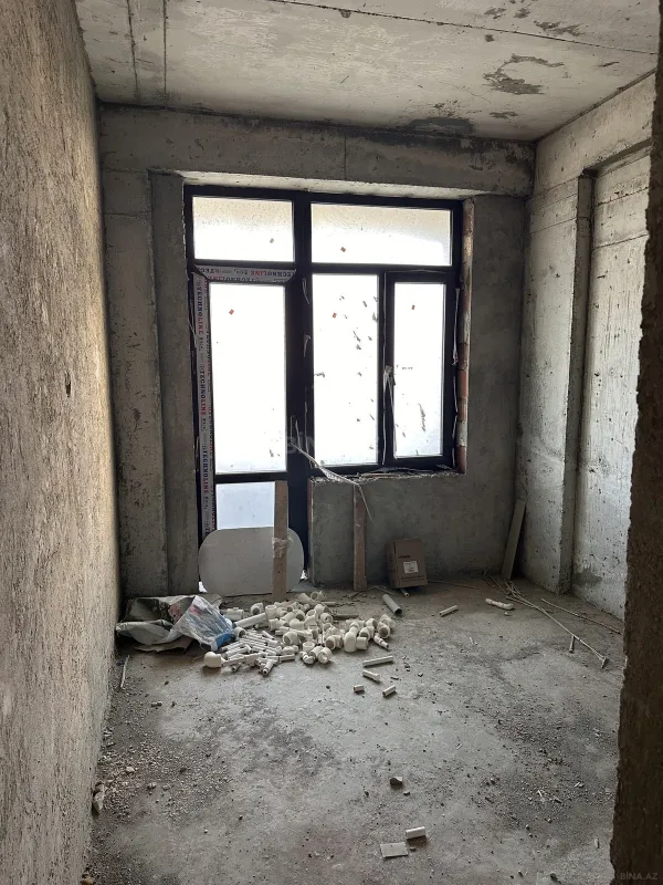 Satılır 3 otaqlı mənzil 91.2 m²