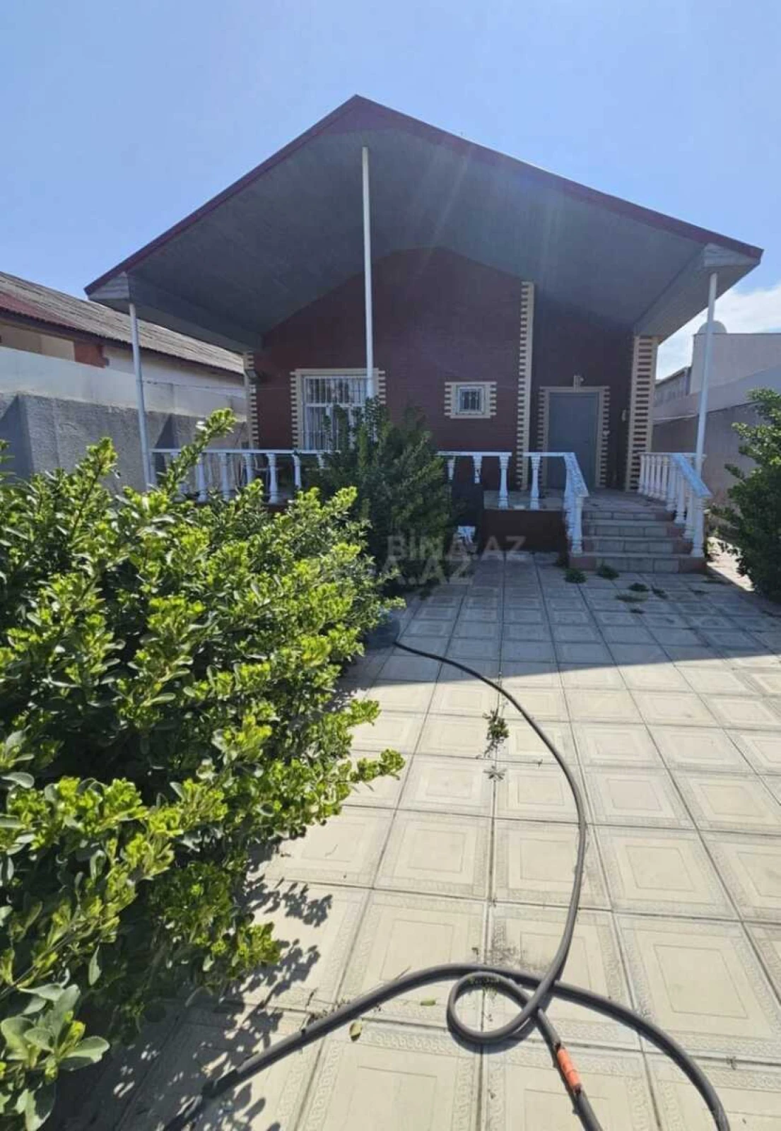 Satılır 4 otaqlı həyət evi 74 m²