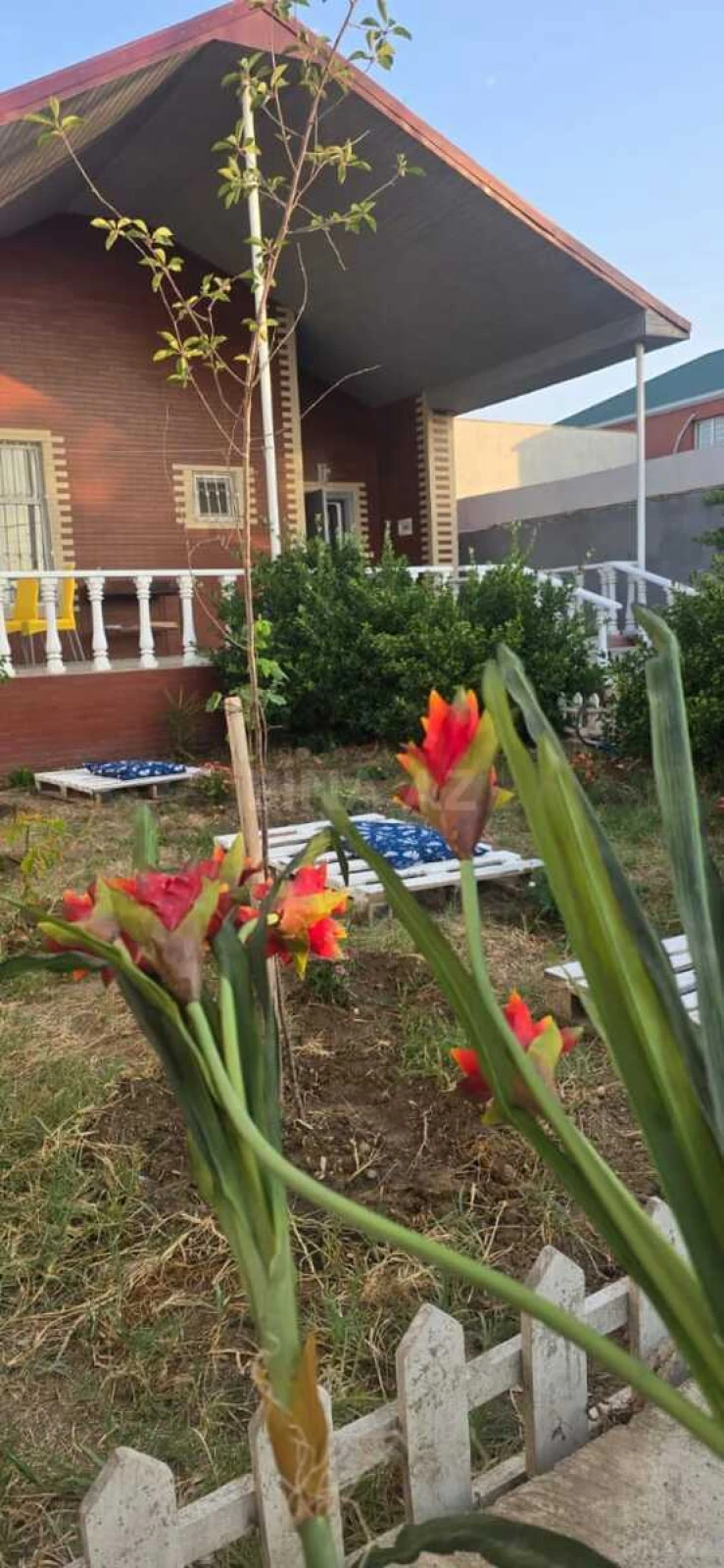 Satılır 4 otaqlı həyət evi 74 m²