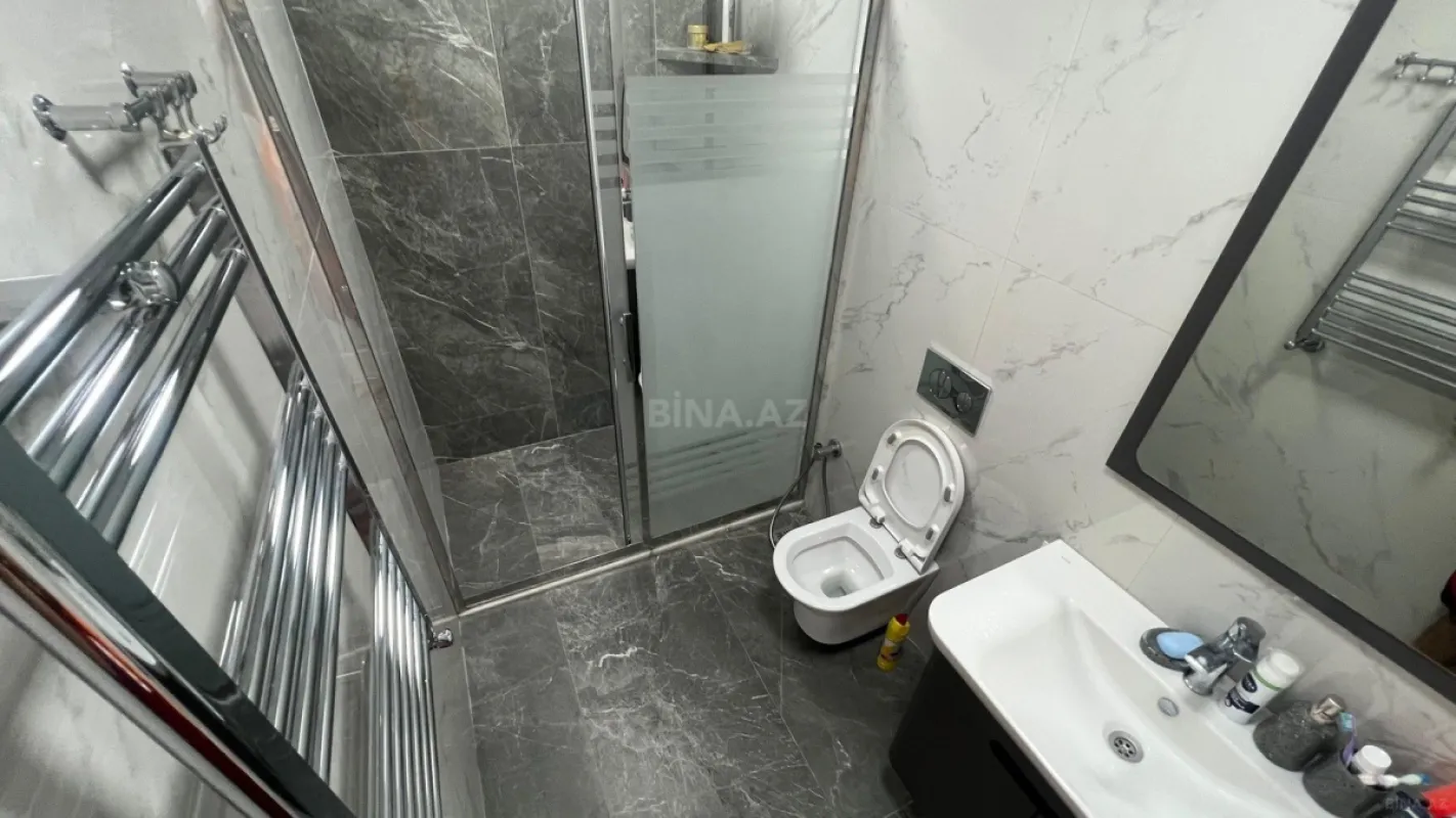 Satılır 3 otaqlı mənzil 96 m²