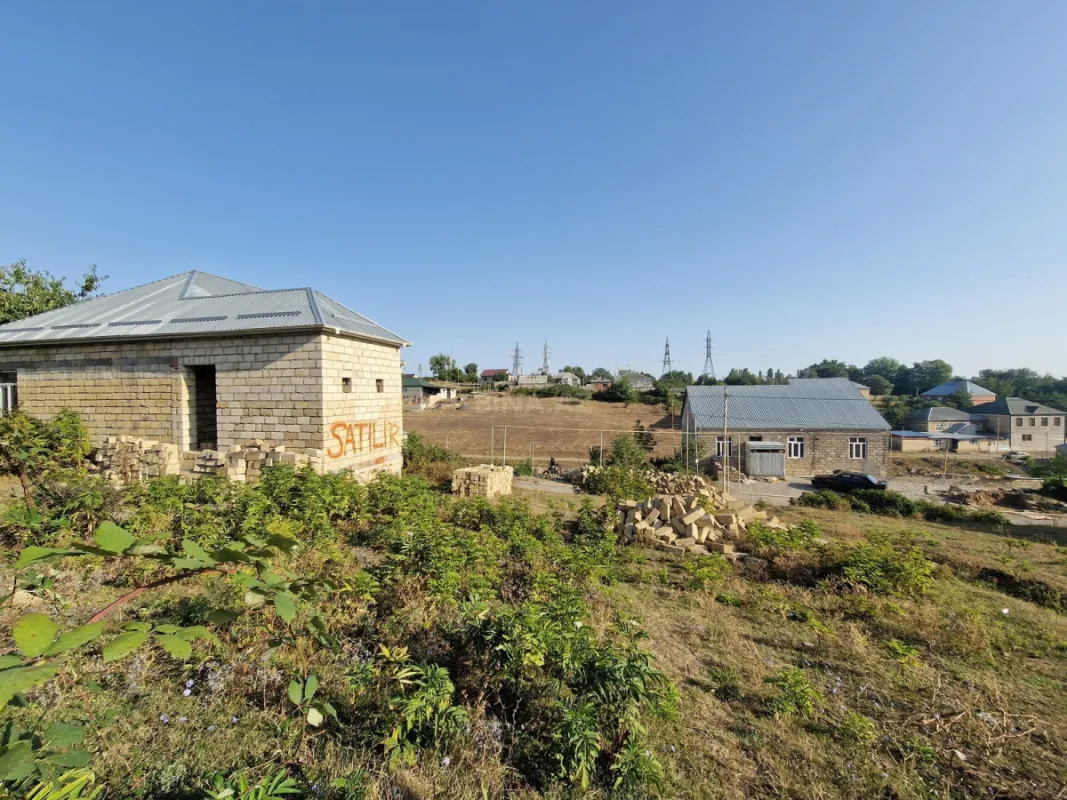 Satılır torpaq sahəsi 4 m²