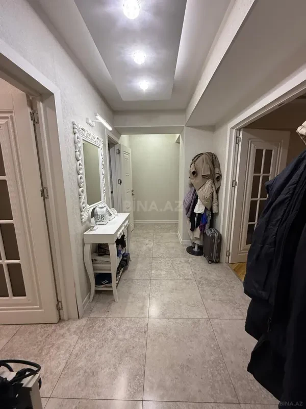 Satılır 2 otaqlı mənzil 80 m²