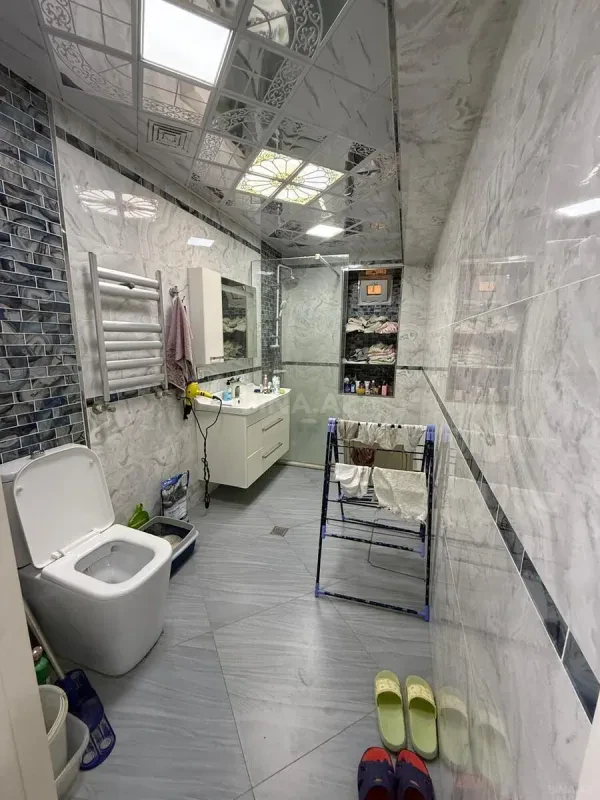 Satılır 2 otaqlı mənzil 80 m²
