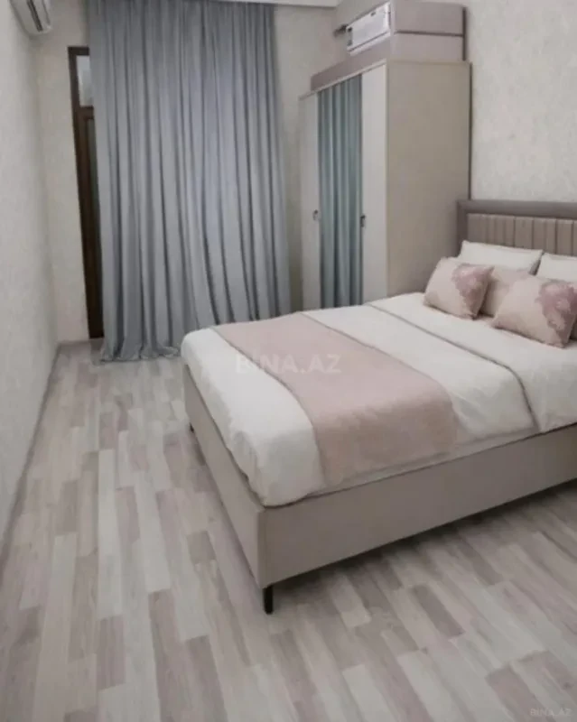 Kirayə verilir 2 otaqlı mənzil 60 m²