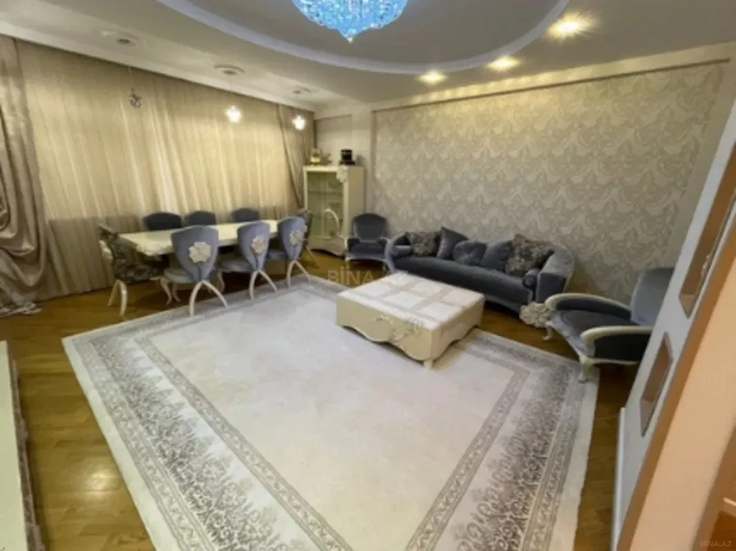 Kirayə verilir 3 otaqlı mənzil 145 m²