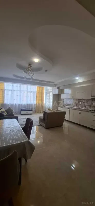Satılır 3 otaqlı mənzil 119 m²