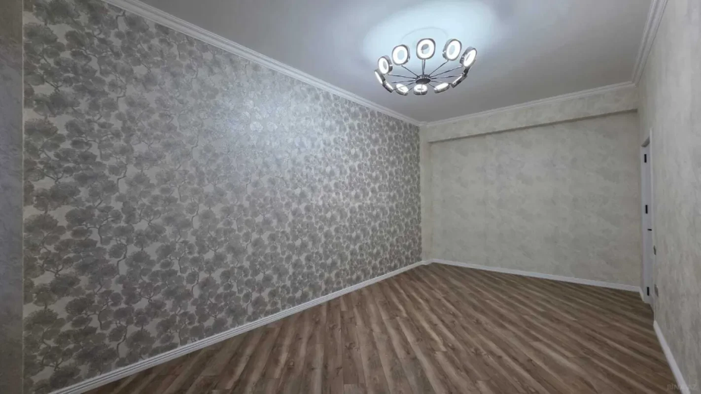 Satılır 2 otaqlı mənzil 62 m²