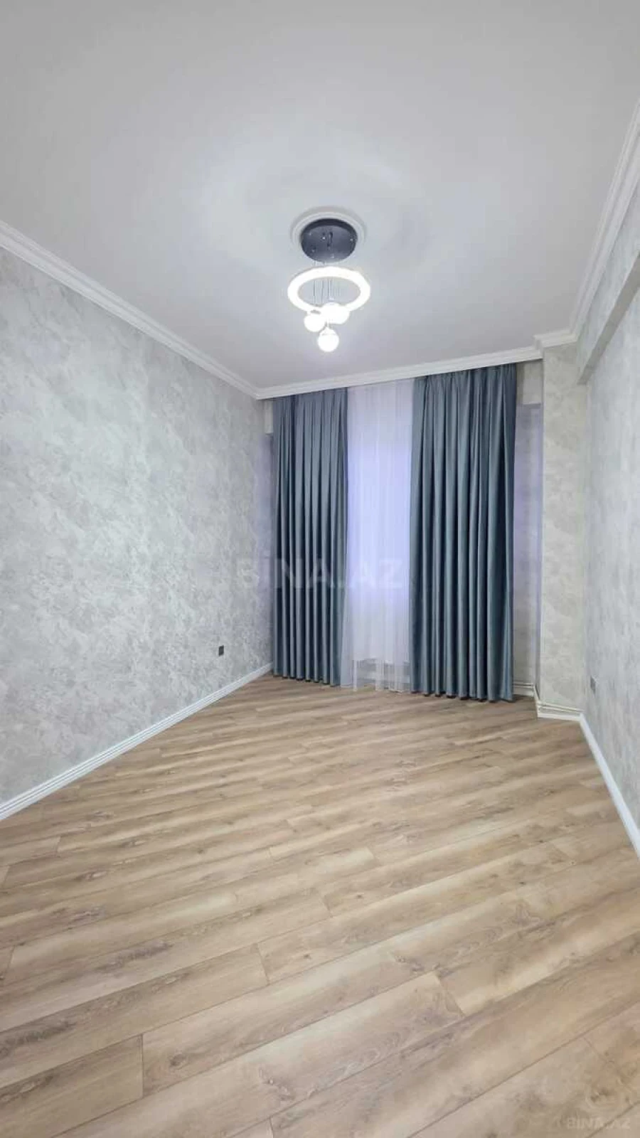Satılır 2 otaqlı mənzil 62 m²