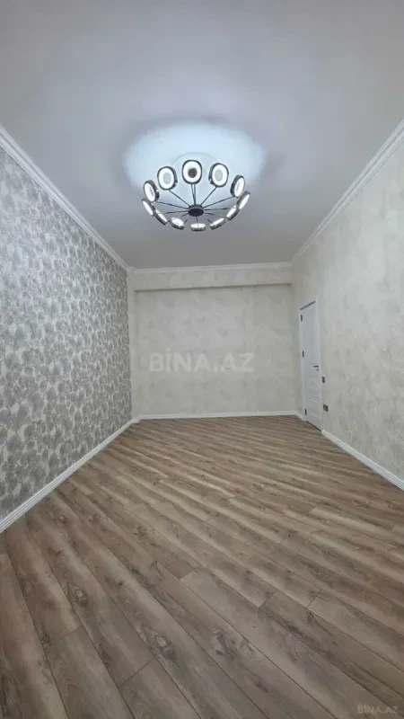 Satılır 2 otaqlı mənzil 62 m²