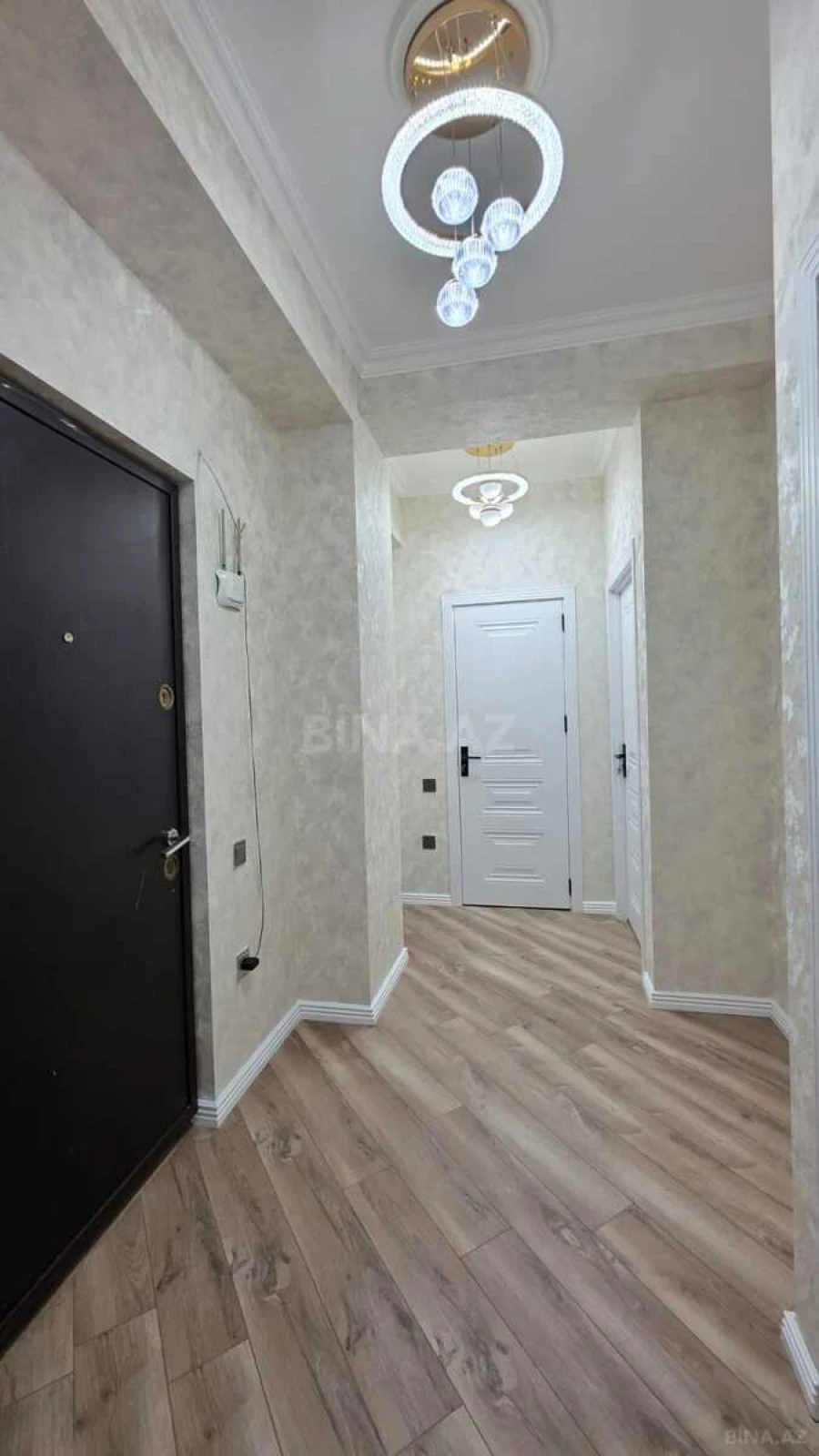 Satılır 2 otaqlı mənzil 62 m²