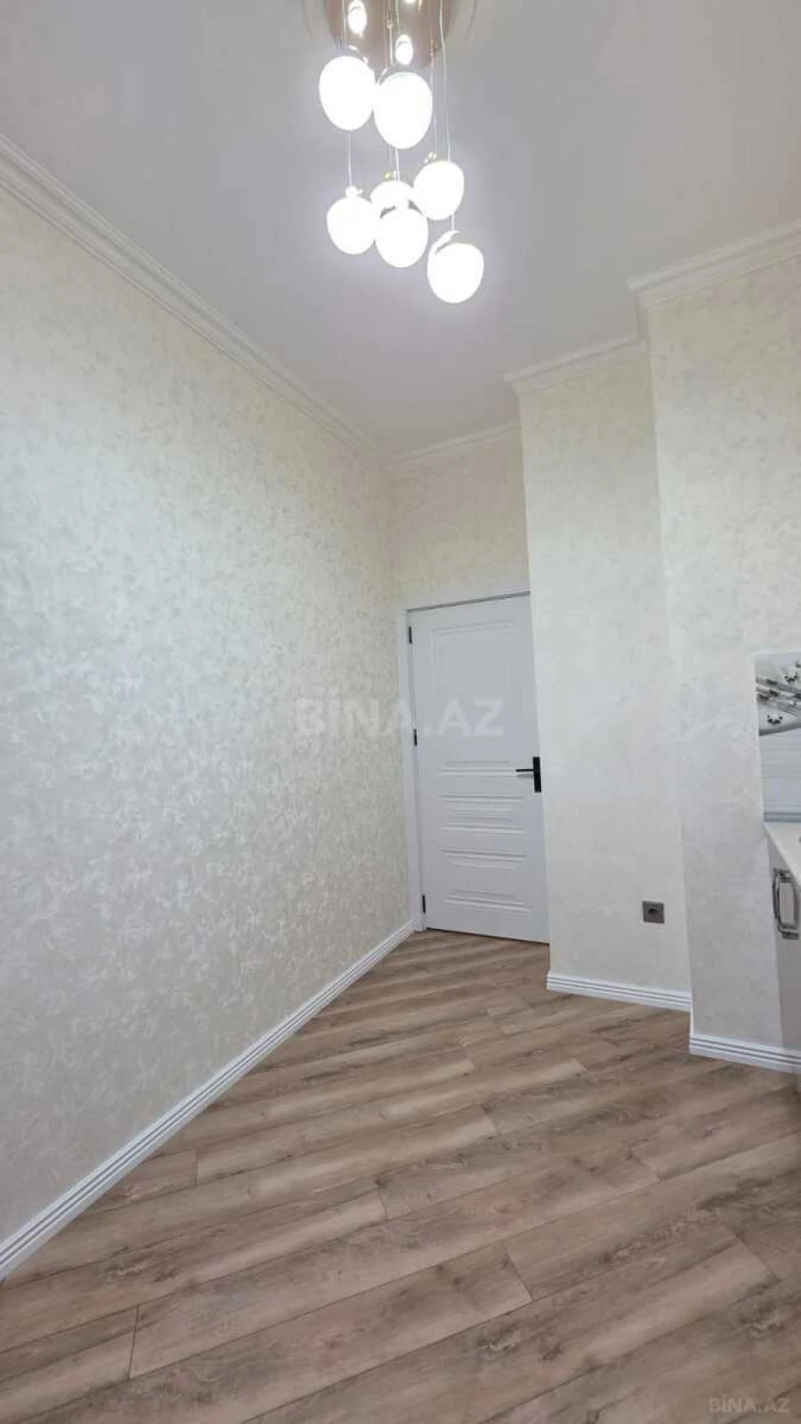 Satılır 2 otaqlı mənzil 62 m²