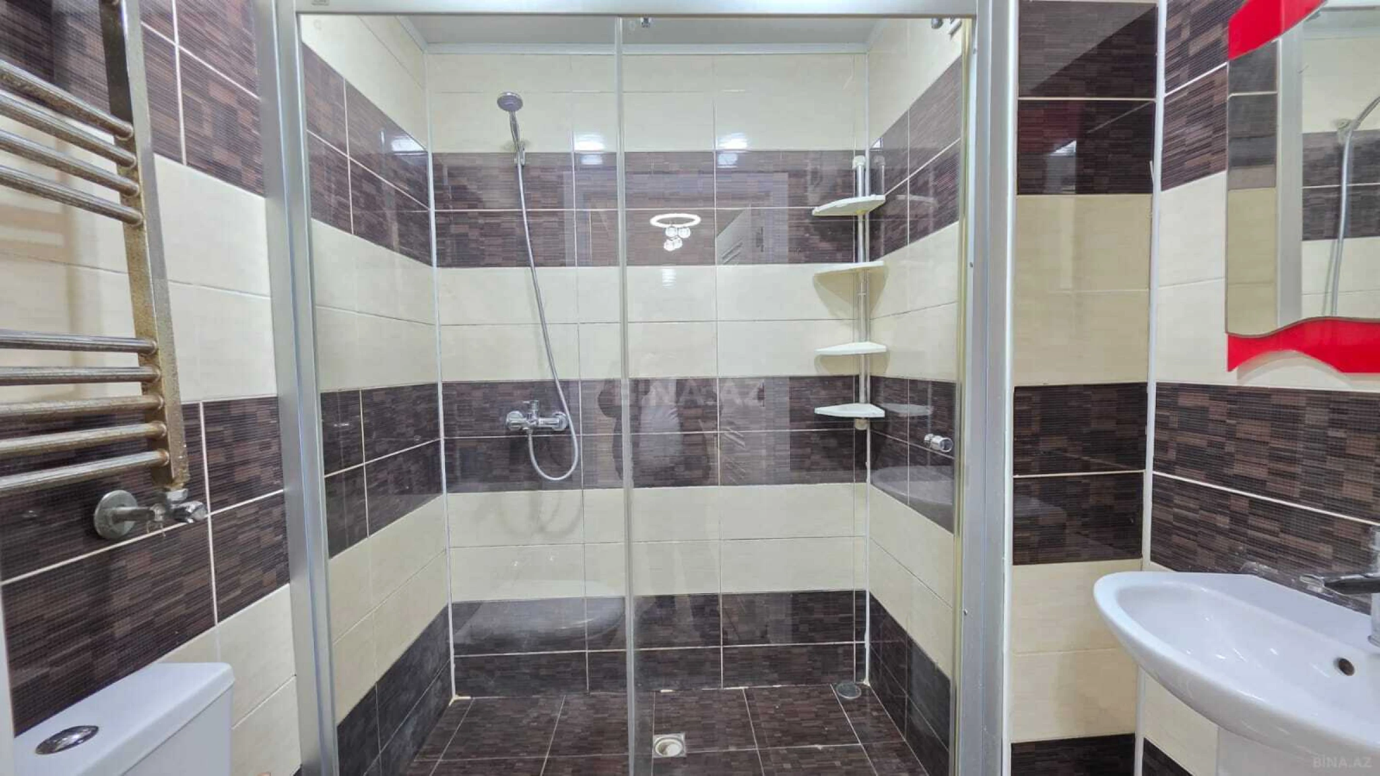 Satılır 2 otaqlı mənzil 62 m²