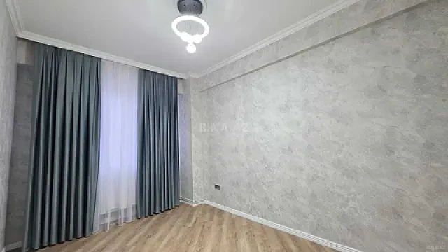 Satılır 2 otaqlı mənzil 62 m²