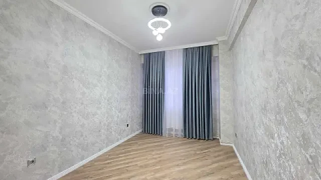 Satılır 2 otaqlı mənzil 62 m²