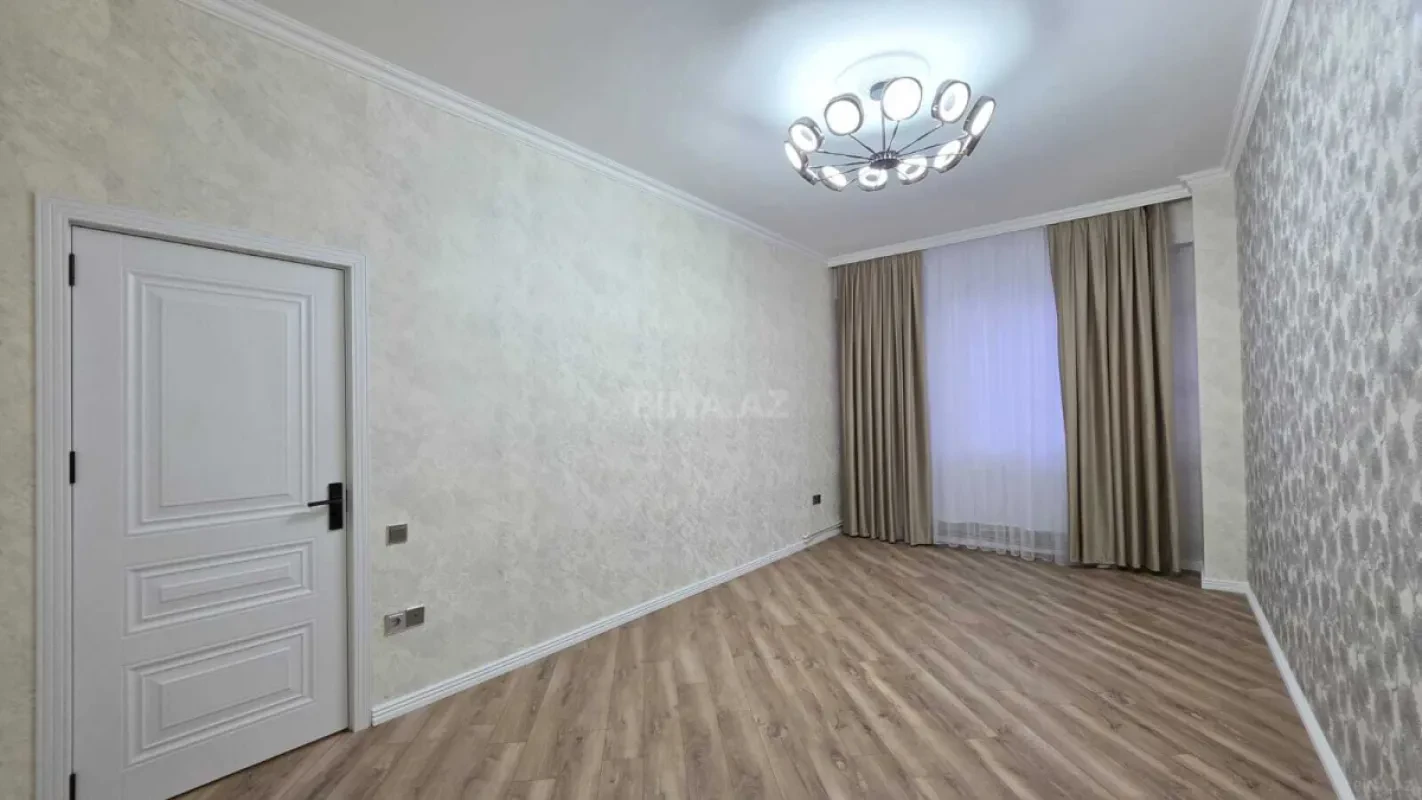 Satılır 2 otaqlı mənzil 62 m²