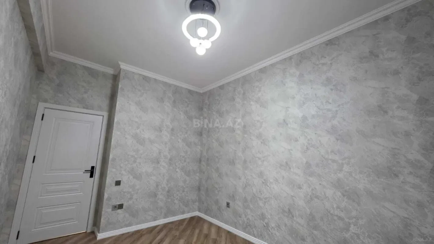 Satılır 2 otaqlı mənzil 62 m²