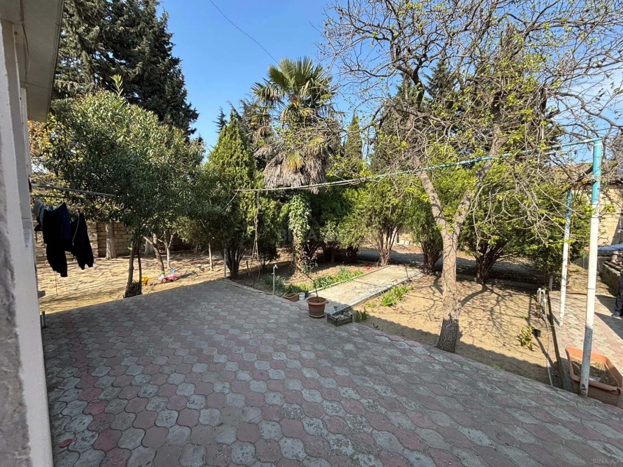 Satılır 4 otaqlı həyət evi 120 m²