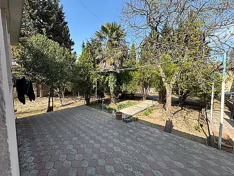 Satılır 4 otaqlı həyət evi 120 m²