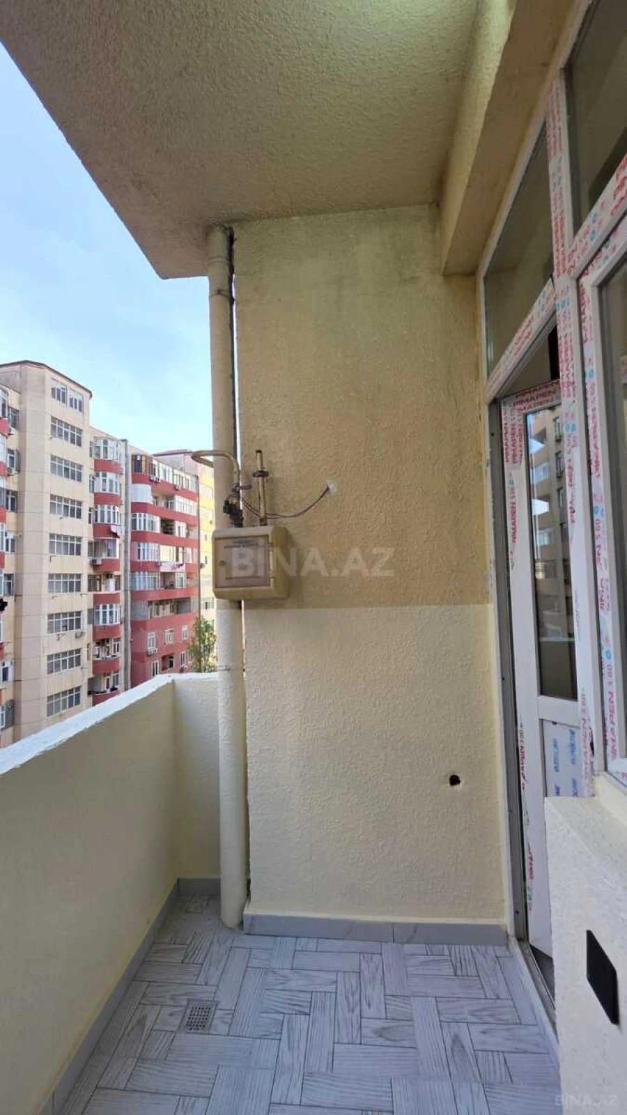 Satılır 2 otaqlı mənzil 60 m²