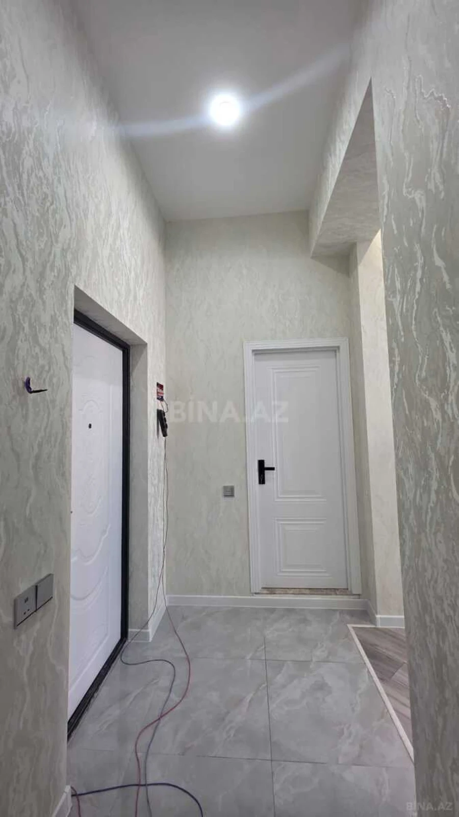 Satılır 2 otaqlı mənzil 58 m²