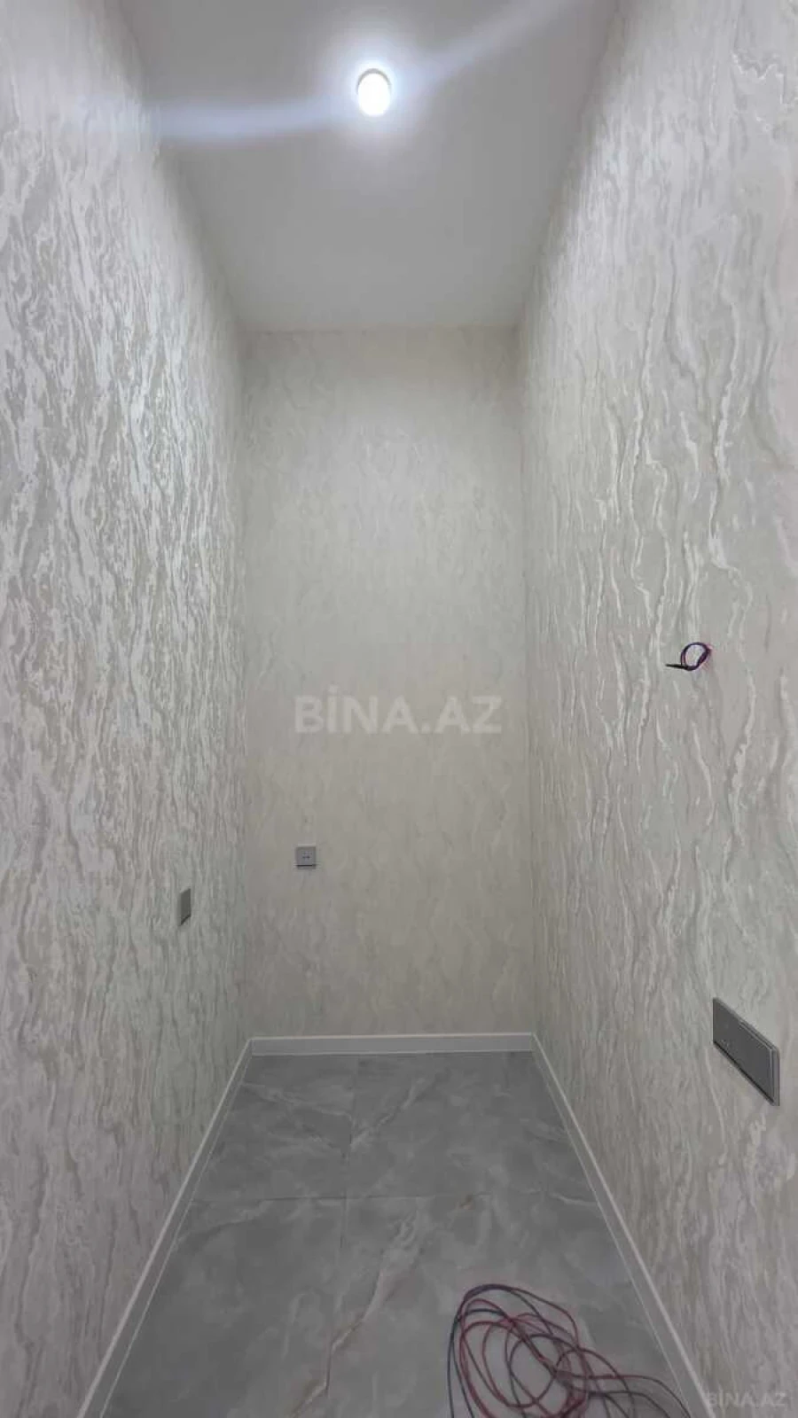 Satılır 2 otaqlı mənzil 58 m²