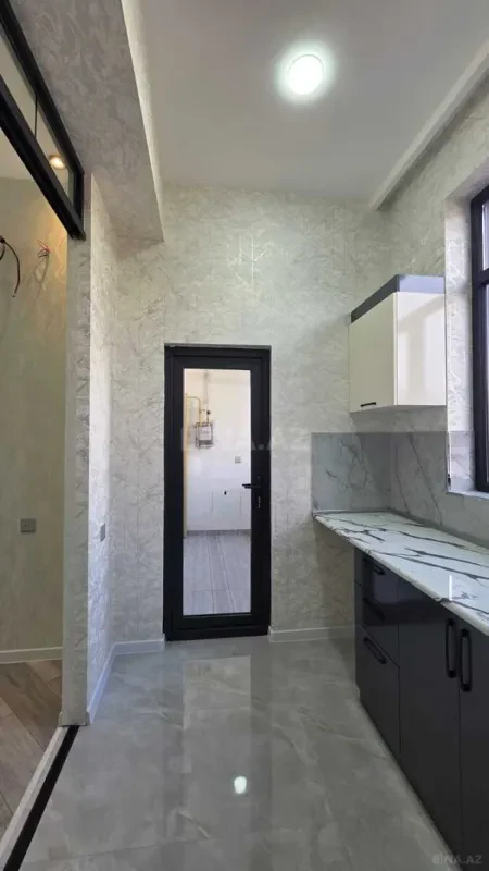 Satılır 2 otaqlı mənzil 58 m²