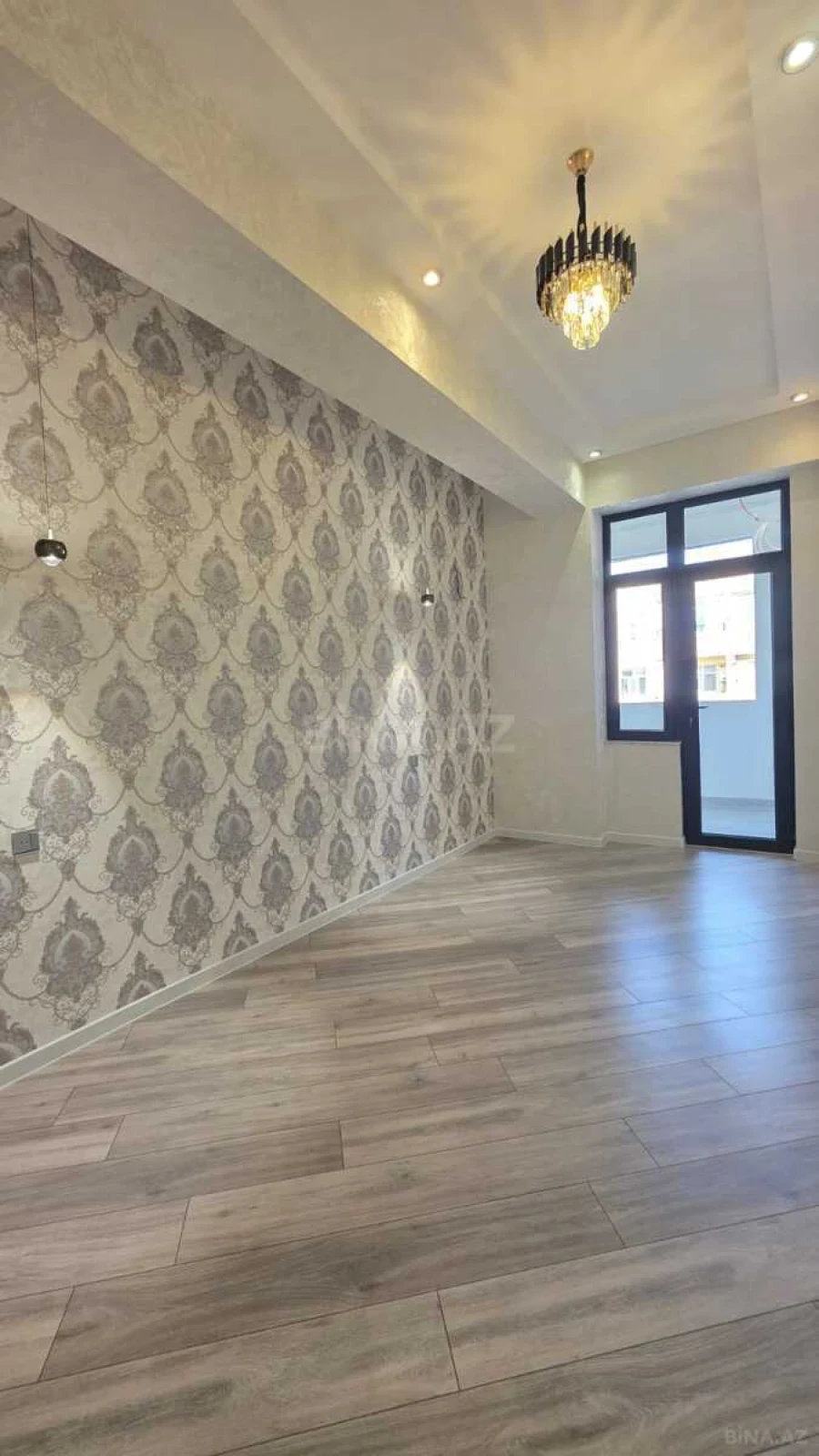 Satılır 2 otaqlı mənzil 58 m²