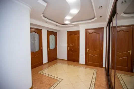 Kirayə verilir 3 otaqlı mənzil 110 m²