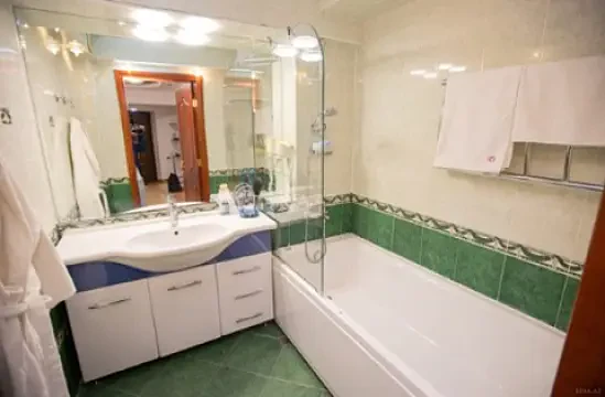 Kirayə verilir 3 otaqlı mənzil 110 m²