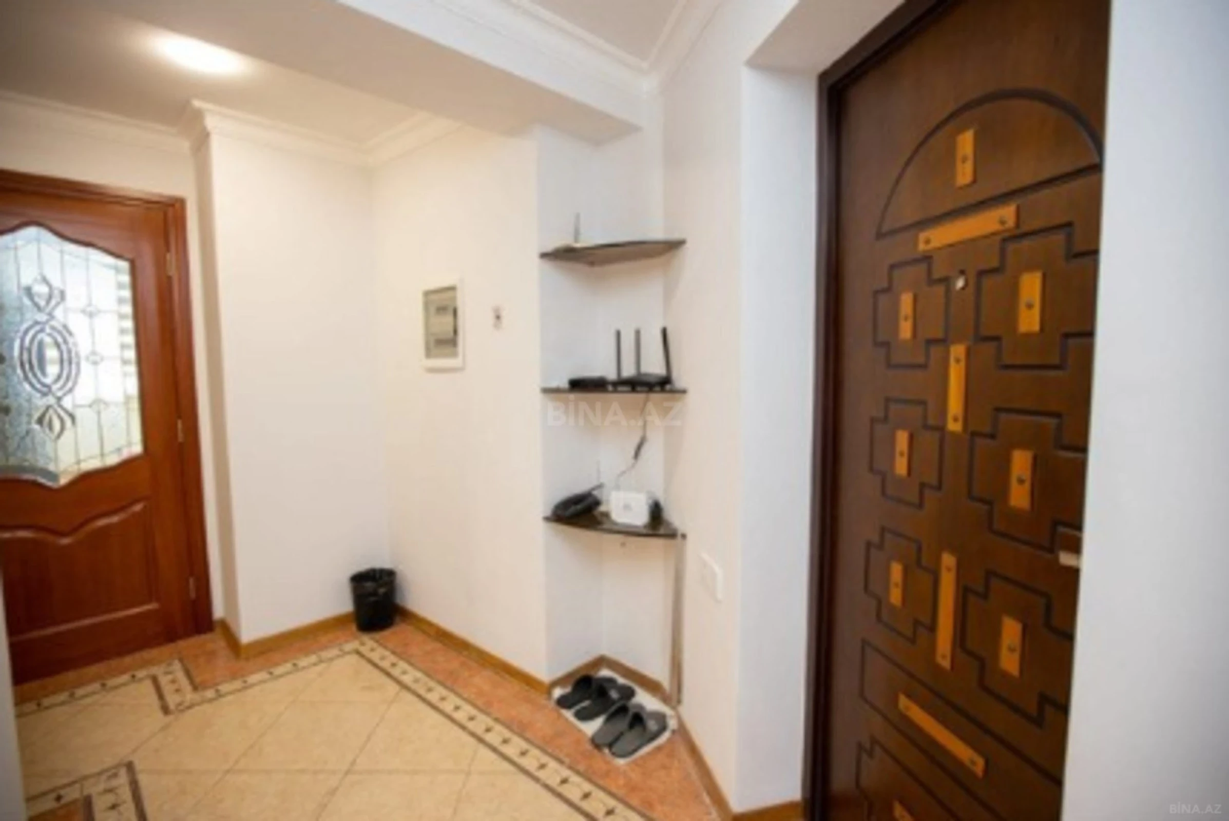 Kirayə verilir 3 otaqlı mənzil 110 m²
