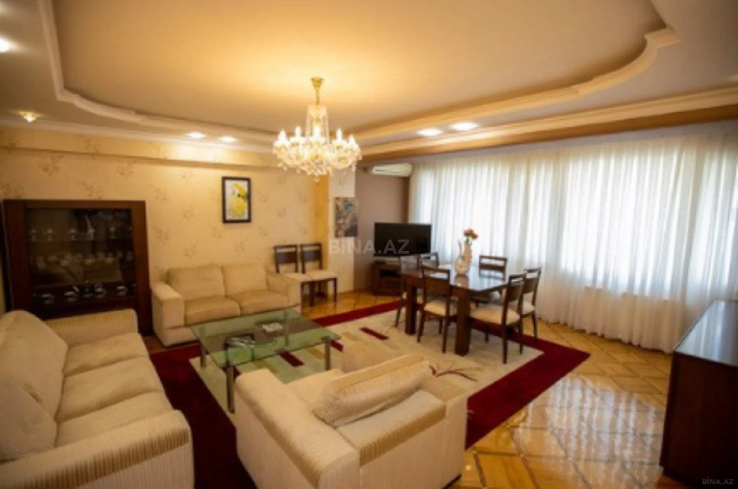 Kirayə verilir 3 otaqlı mənzil 110 m²