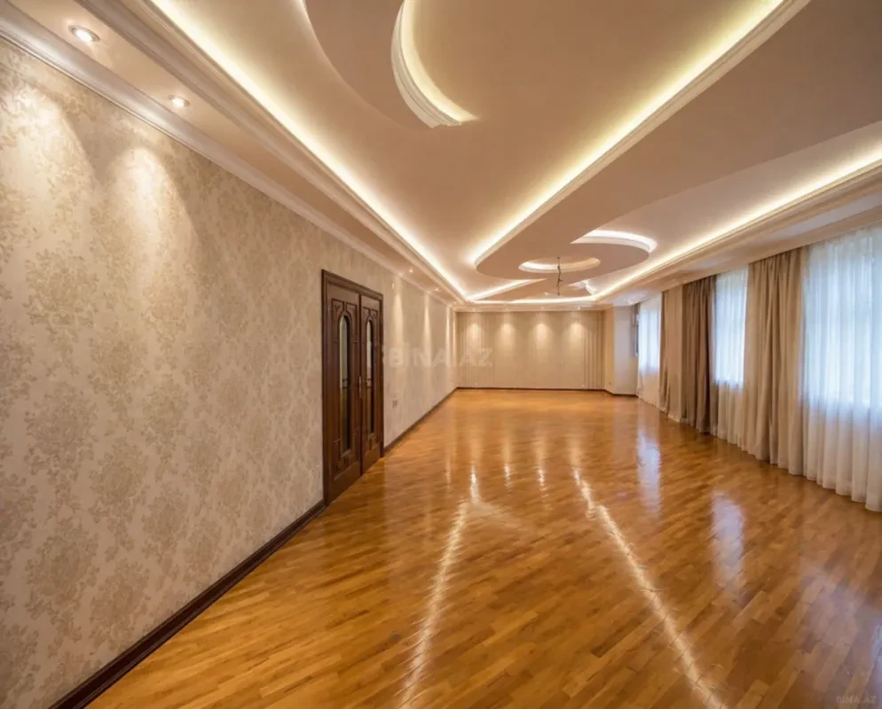 Satılır 20 otaqlı həyət evi 1000 m²