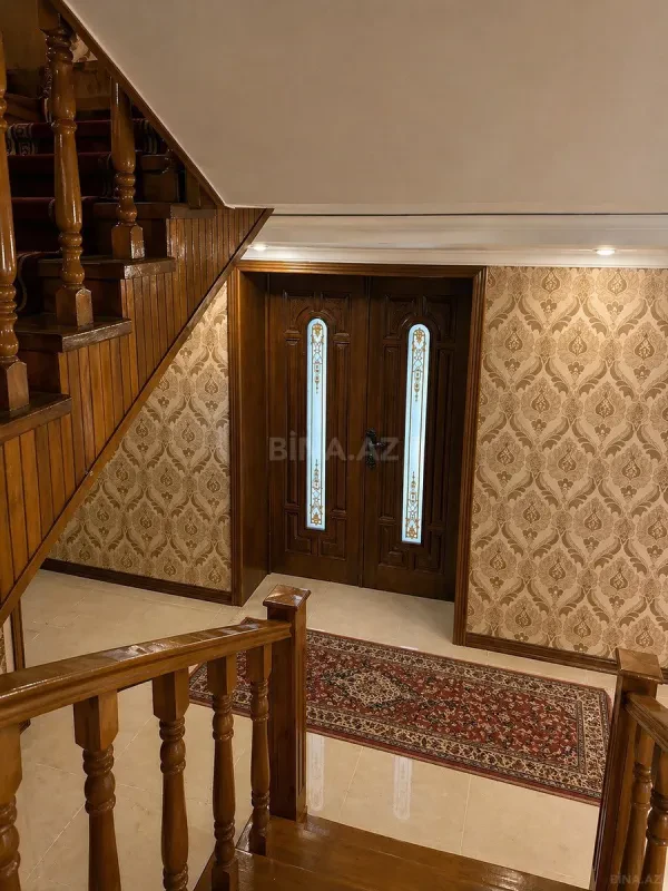 Satılır 20 otaqlı həyət evi 1000 m²