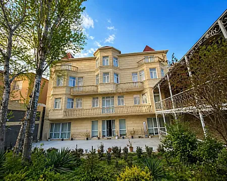 Satılır 20 otaqlı həyət evi 1000 m² — Bakı, Nəsimi 20 otaq 1000.00 m²