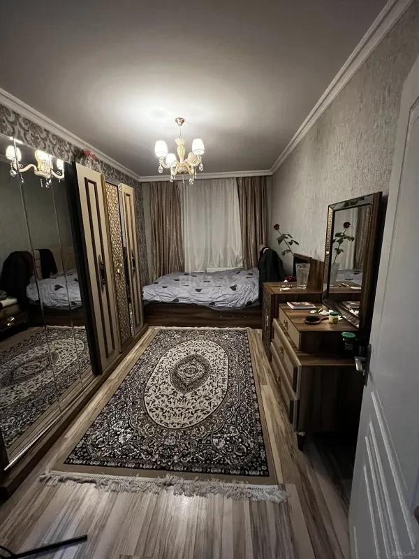 Satılır 3 otaqlı mənzil 86 m²