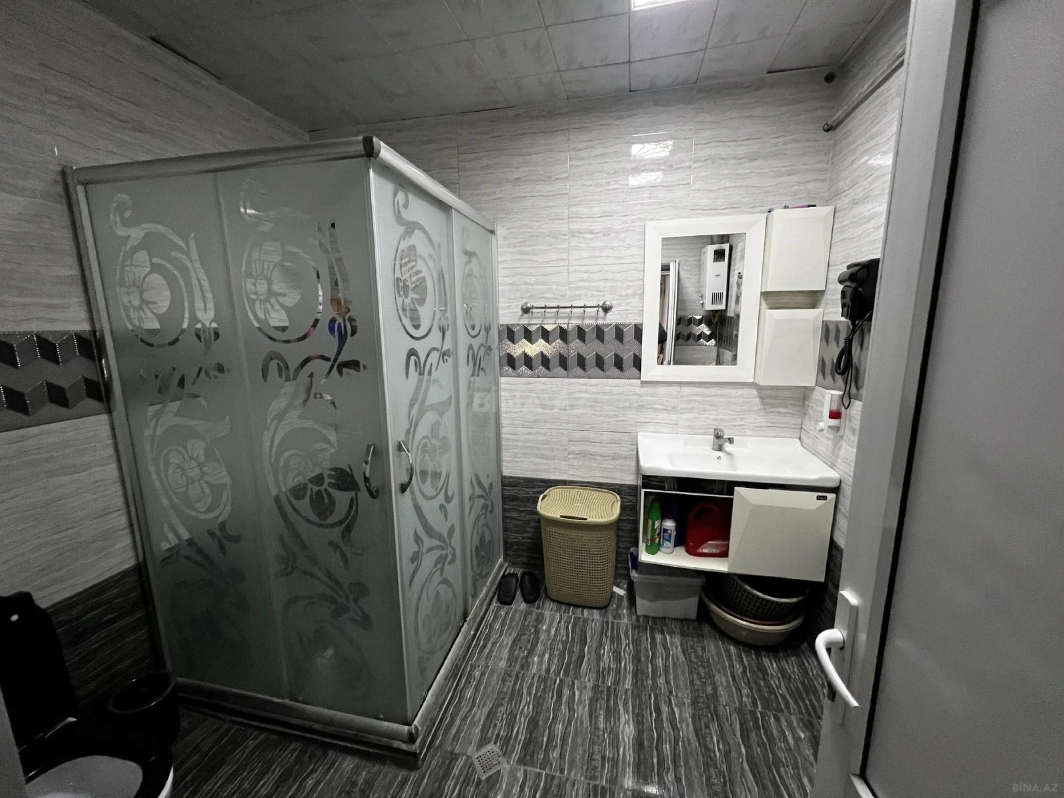 Satılır 3 otaqlı mənzil 86 m²