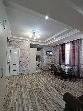 Kirayə verilir 2 otaqlı mənzil 50 m²