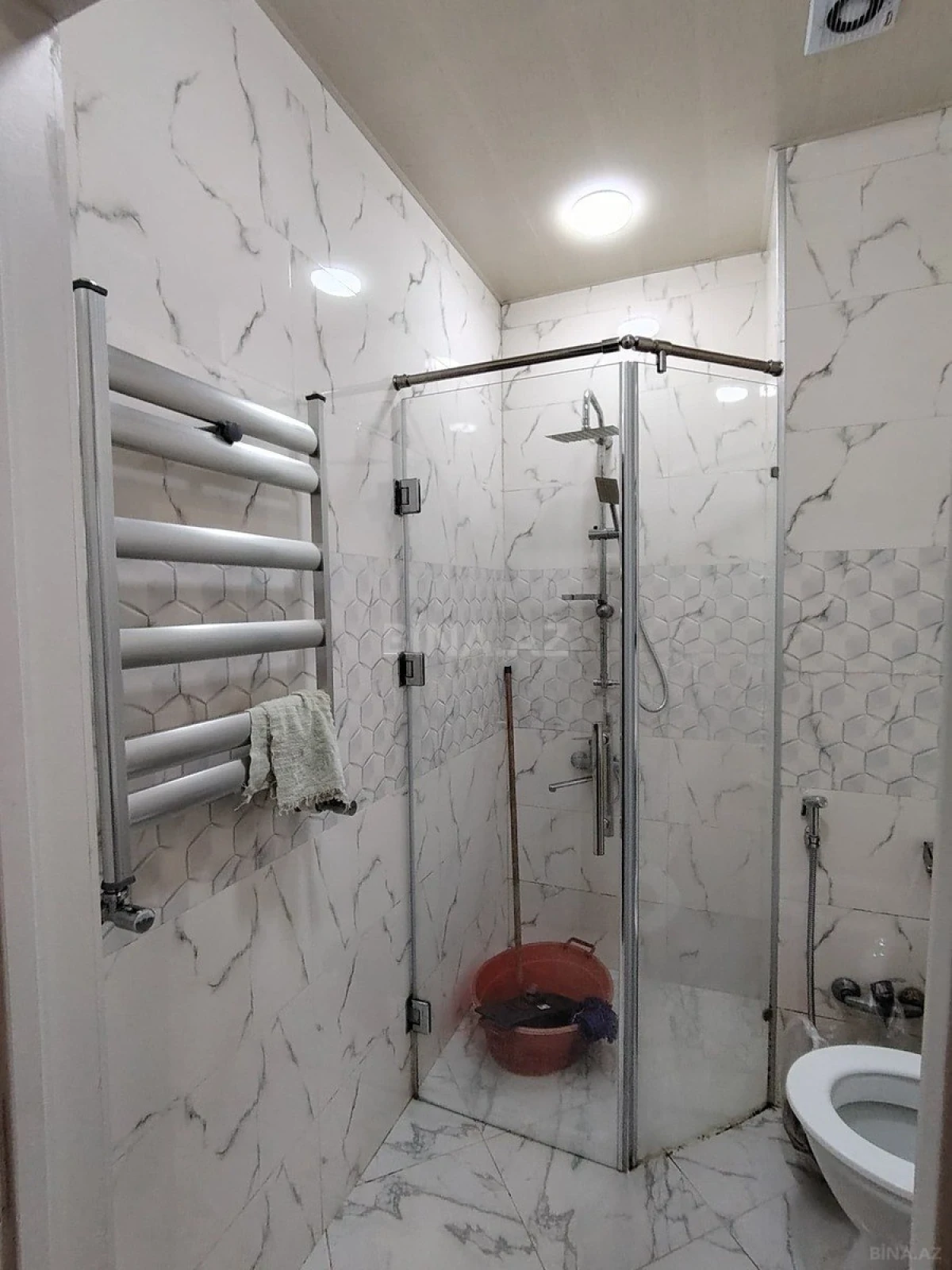 Kirayə verilir 2 otaqlı mənzil 50 m²