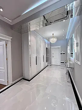 Satılır 3 otaqlı mənzil 108 m²