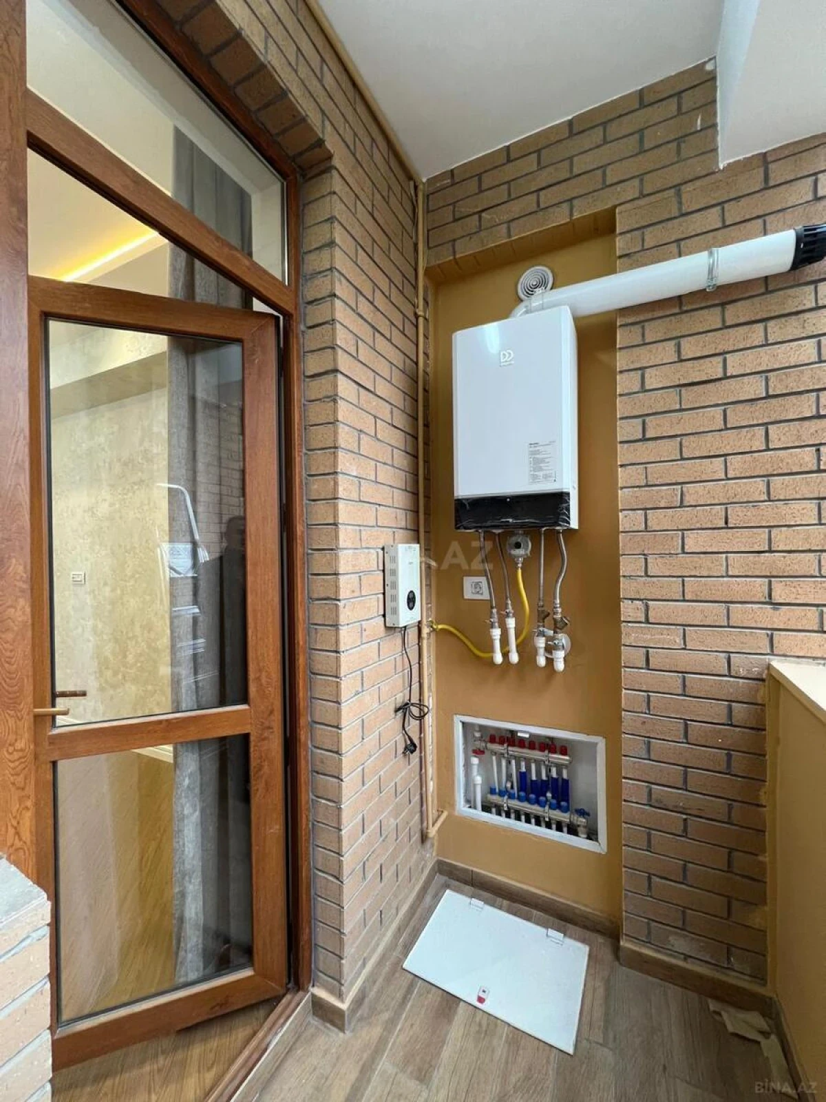 Satılır 3 otaqlı mənzil 108 m²