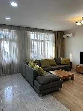 Kirayə verilir 3 otaqlı mənzil 110 m²