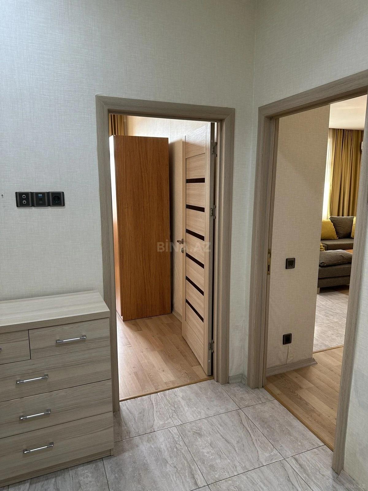 Kirayə verilir 3 otaqlı mənzil 110 m²