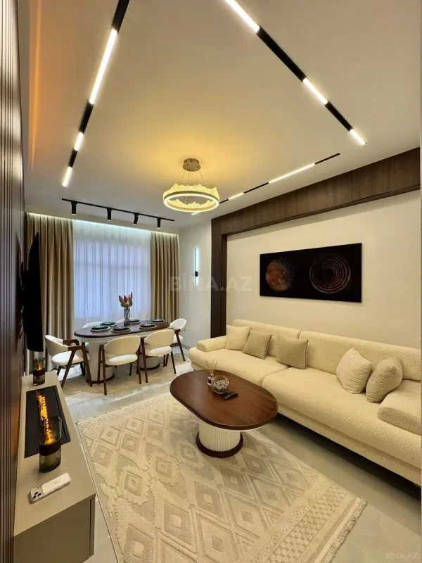 Satılır 3 otaqlı mənzil 93 m²
