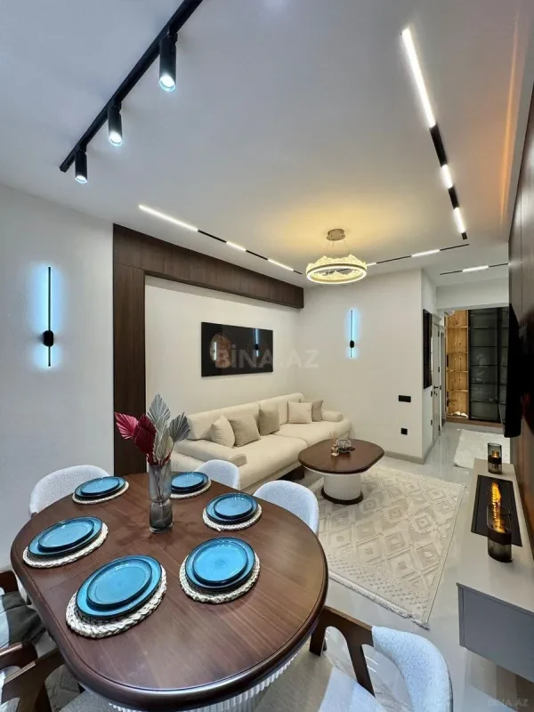 Satılır 3 otaqlı mənzil 93 m²